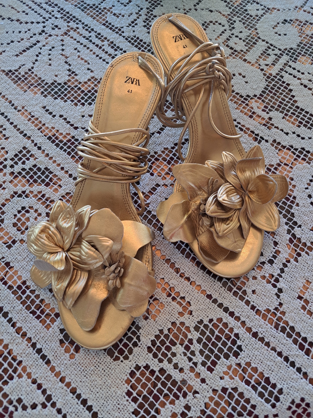 Zara Gold Floral Motif Strappy Heel Sandals 10 Or 41